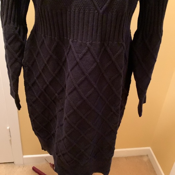 NWOT Solid Crew Neck Sweater Dress, Casual Long Sleeve Knitted Mini Dress - Picture 4 of 10